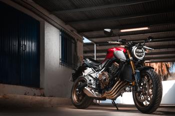 Honda CB 650R e CBR 650R 2022: a magia dos motores tetracilíndricos