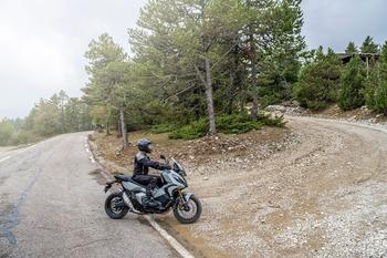 X-ADV 