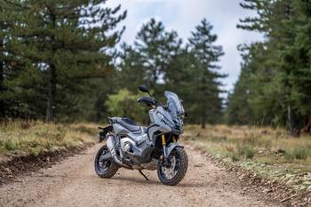 X-ADV