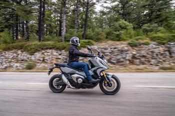 X-ADV