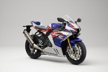 Honda CBR 1000RR-R Fireblade SP 2023: aperfeiçoamento técnicos e ainda mais performance marcam o novo modelo