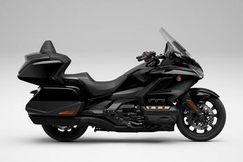  Honda GL 1800 Gold Wing Tour DCT 2024: a touring referência em tecnologia, equipamentos e performance ganha novas cores