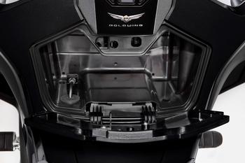  Honda GL 1800 Gold Wing Tour DCT 2024: a touring referência em tecnologia, equipamentos e performance ganha novas cores