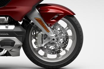  Honda GL 1800 Gold Wing Tour DCT 2024: a touring referência em tecnologia, equipamentos e performance ganha novas cores