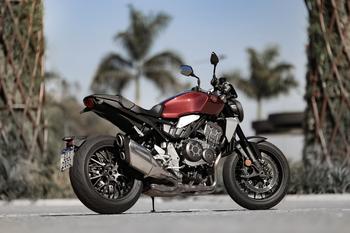 Honda CB 1000R 2024: novas cores para as versões CB 1000R e CB 1000R Black Edition