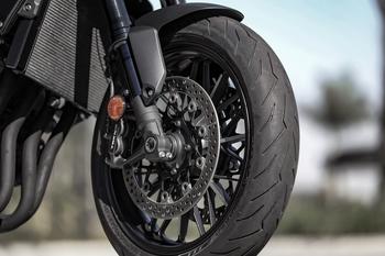 Honda CB 1000R 2024: novas cores para as versões CB 1000R e CB 1000R Black Edition