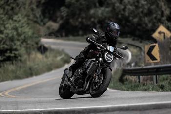 Honda CB 1000R 2024: novas cores para as versões CB 1000R e CB 1000R Black Edition