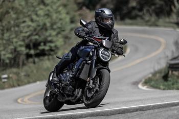 Honda CB 1000R 2024: novas cores para as versões CB 1000R e CB 1000R Black Edition