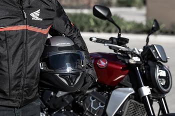 Honda CB 1000R 2024: novas cores para as versões CB 1000R e CB 1000R Black Edition