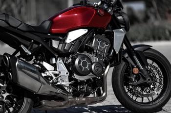 Honda CB 1000R 2024: novas cores para as versões CB 1000R e CB 1000R Black Edition