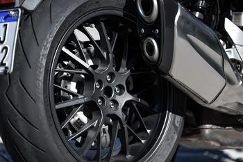 Honda CB 1000R 2024: novas cores para as versões CB 1000R e CB 1000R Black Edition