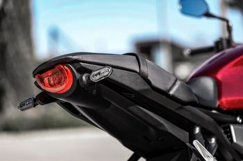 Honda CB 1000R 2024: novas cores para as versões CB 1000R e CB 1000R Black Edition