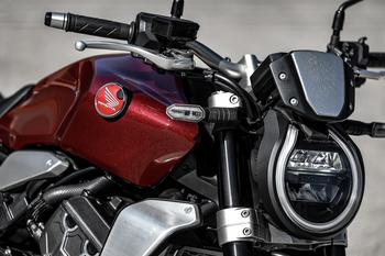 Honda CB 1000R 2024: novas cores para as versões CB 1000R e CB 1000R Black Edition