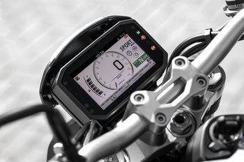 Honda CB 1000R 2024: novas cores para as versões CB 1000R e CB 1000R Black Edition
