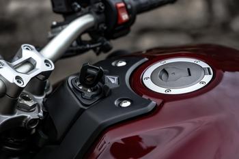 Honda CB 1000R 2024: novas cores para as versões CB 1000R e CB 1000R Black Edition