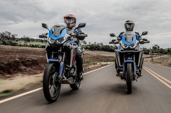  Honda CRF 1100L Africa Twin 2024: nova cor com grafismos atualizados na mais versátil das big trail