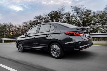 Honda apresenta as novidades da linha 2025 da família New City 